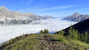 Inversion above Spray Lakes 2